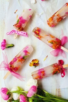edible-flower-ideas-for-your-wedding-table-12-500x7512